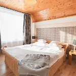 Folkowy Dom Dla 14 Osob Z Sauna I Grillowiskiem - Dream