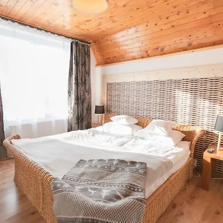 Folkowy Dom Dla 14 Osob Z Sauna I Grillowiskiem - Dream